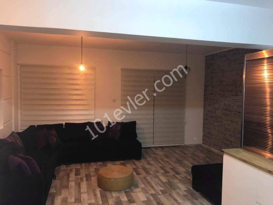 Kiralık 2+1 eşyalı daire Mağusa Merkezde