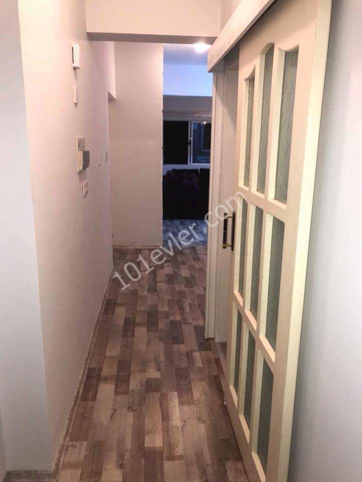 Kiralık 2+1 eşyalı daire Mağusa Merkezde