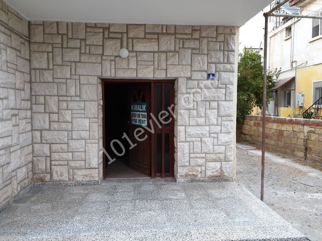 3+1 Flat for rent in the center of Mağusa 