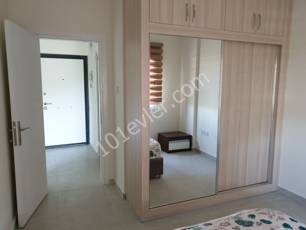 Kıralık 1+1 lüks sıfır eşyalı daire Mağusa Gülserende