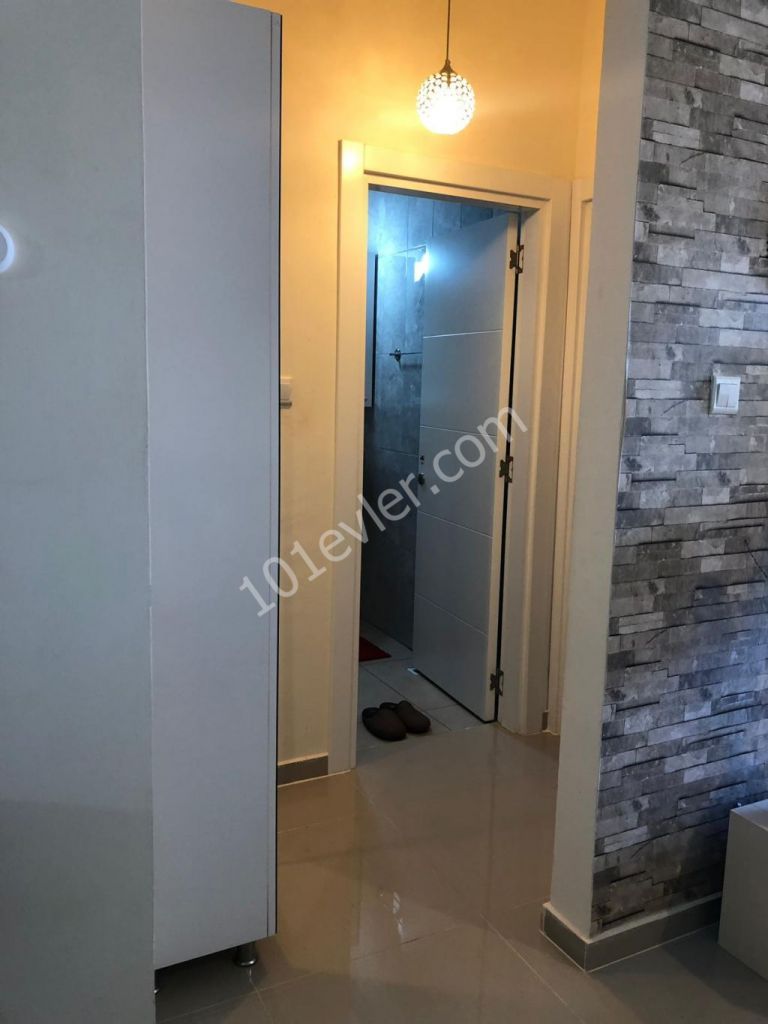 Kıralık 1+1 lüks eşyalı daire Longbeachte