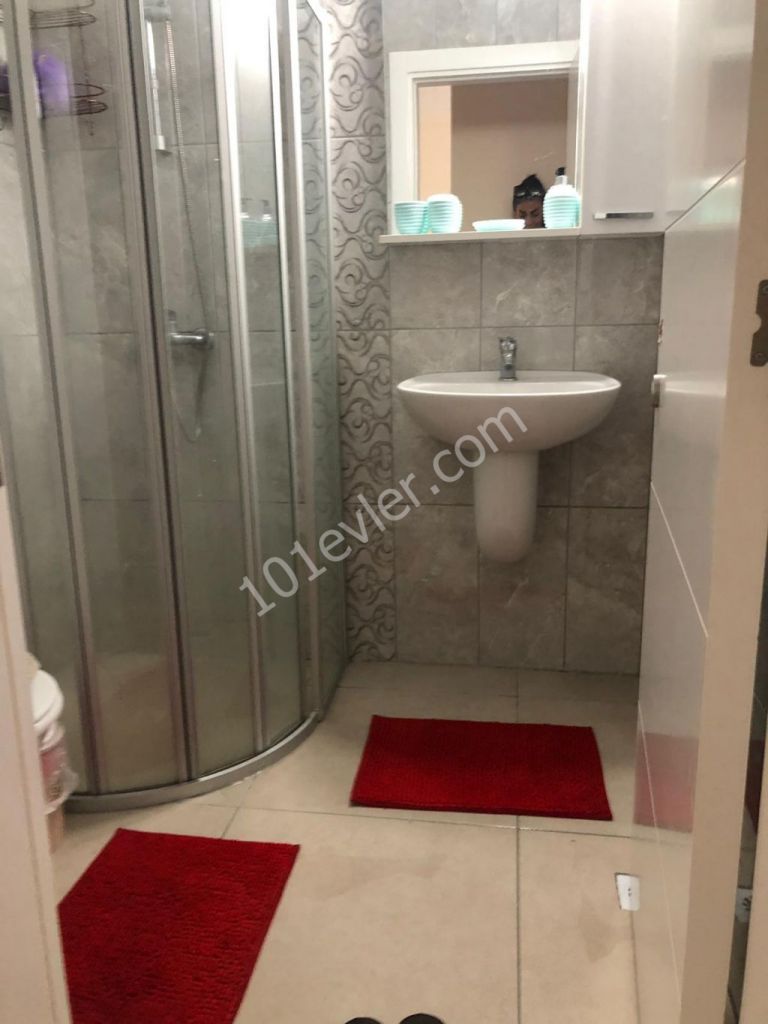 Kıralık 1+1 lüks eşyalı daire Longbeachte