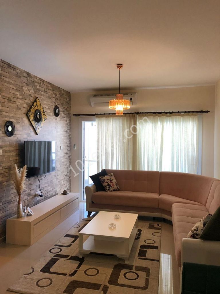 Kıralık 1+1 lüks eşyalı daire Longbeachte