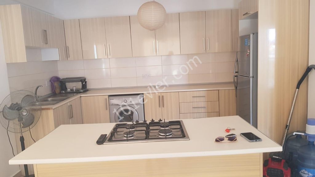 GAZİMAĞUSA KARAKOL BÖLGESİNDE KİRALIK 2+1  PENTHOUSE 