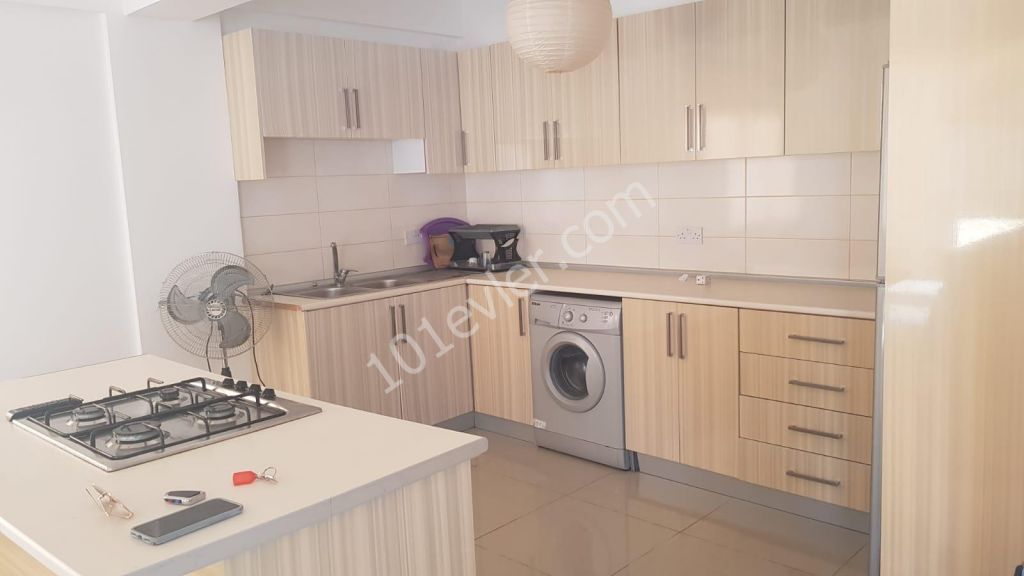 GAZİMAĞUSA KARAKOL BÖLGESİNDE KİRALIK 2+1  PENTHOUSE 