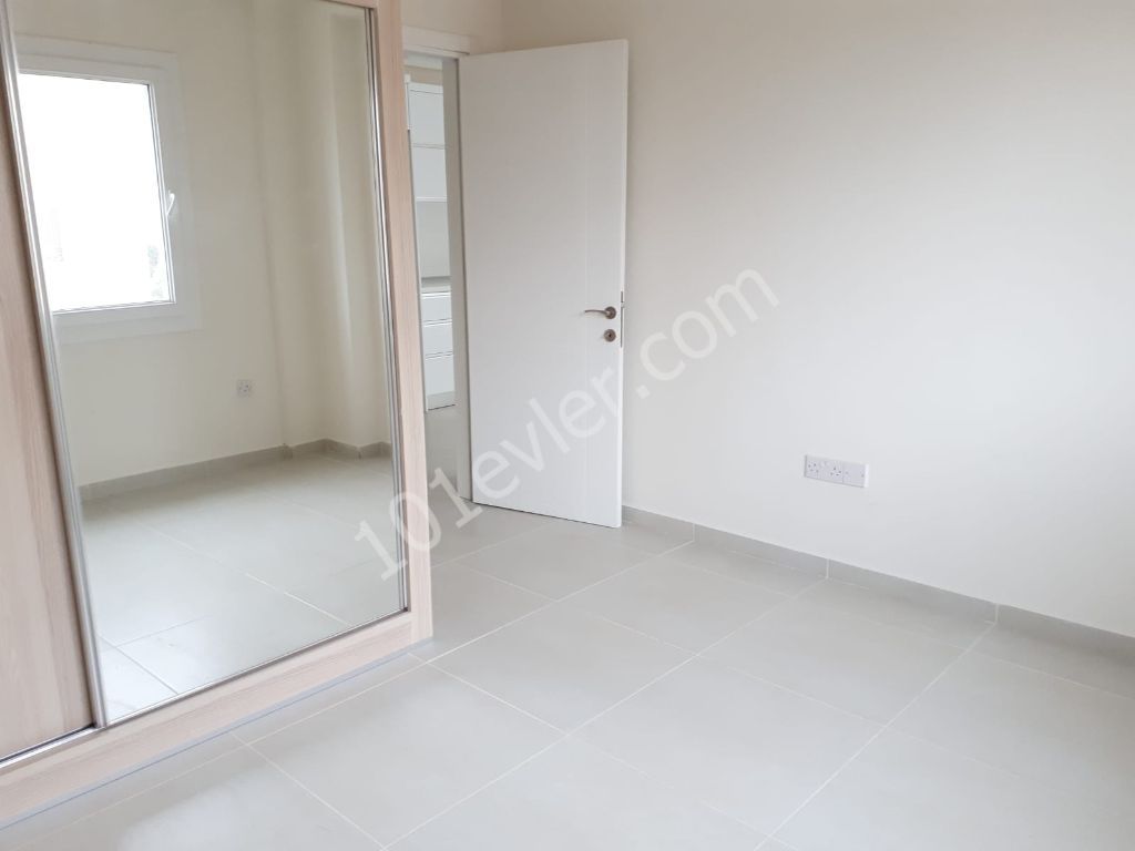 1+1 flat for sale very close to EMU