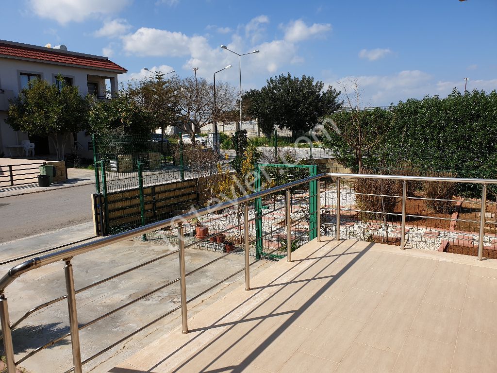 Halb freistehend Kaufen in Yeni Boğaziçi, Famagusta