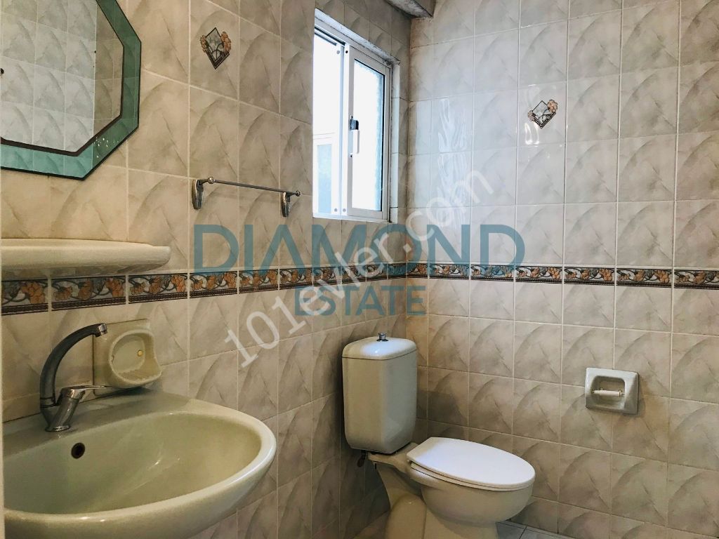 Gülseren, Mağusa'da Öğrenciye Kiralık 3+1 Eşyalı Daire