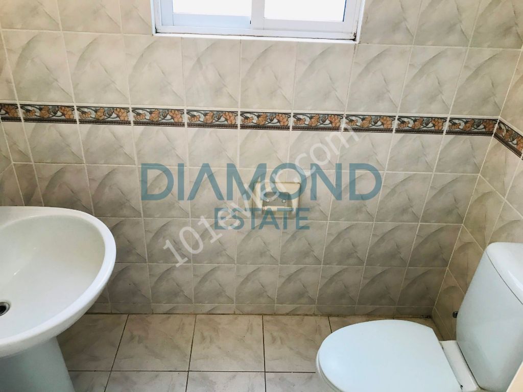 Gülseren, Mağusa'da Öğrenciye Kiralık 3+1 Eşyalı Daire