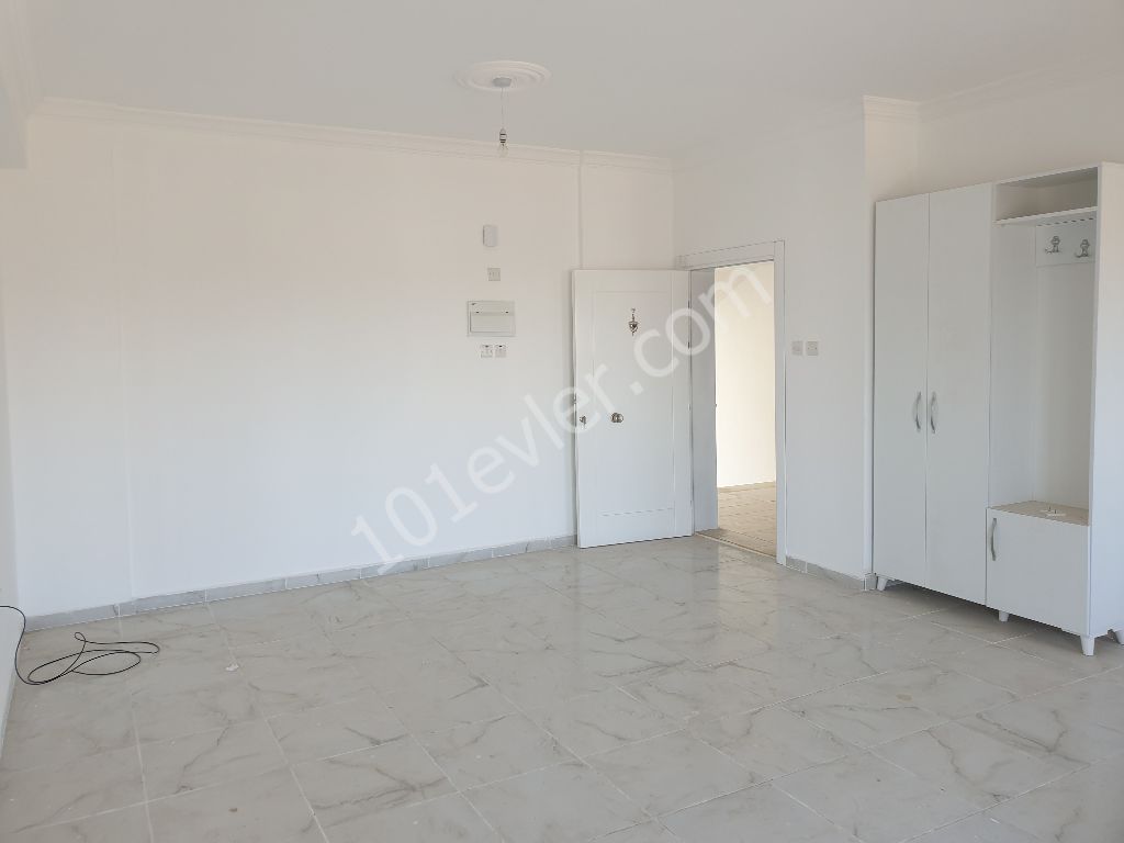 2+1 flat for sale in mağusa çanakkale