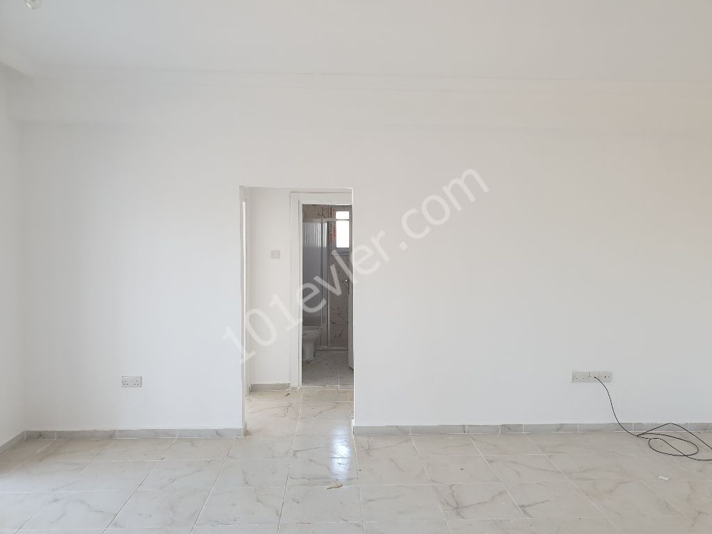 2+1 flat for sale in mağusa çanakkale