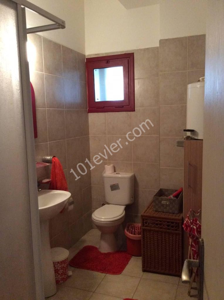 satılık 1+1  eşyalı daire mağusa merkezde