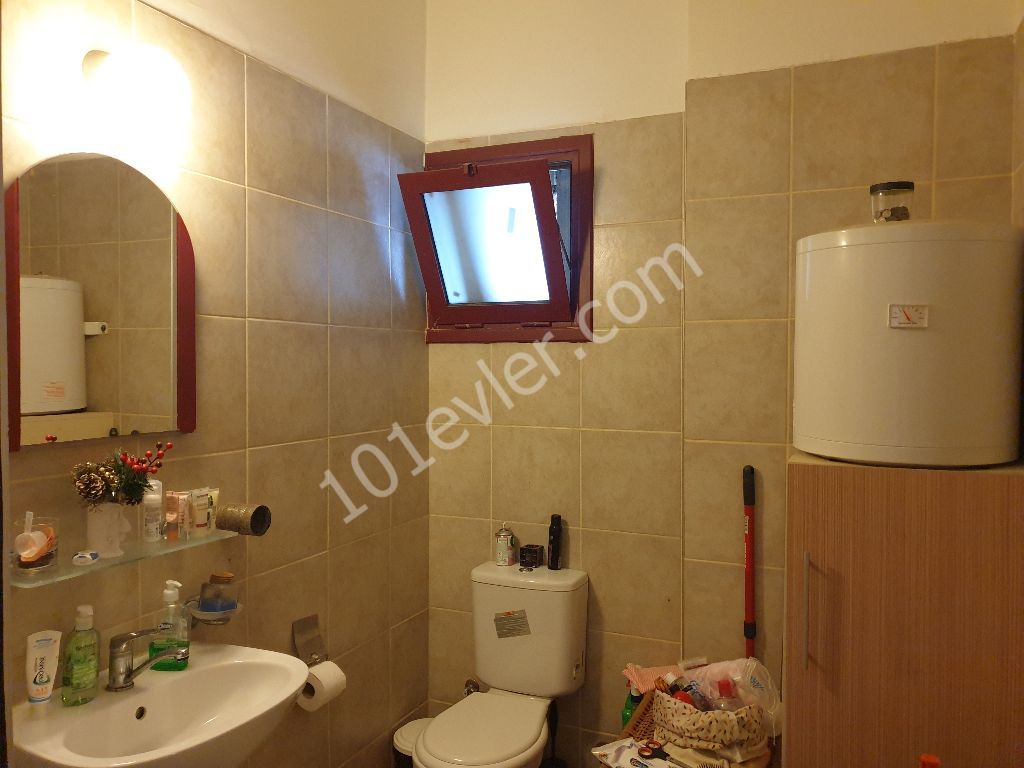 satılık 1+1  eşyalı daire mağusa merkezde