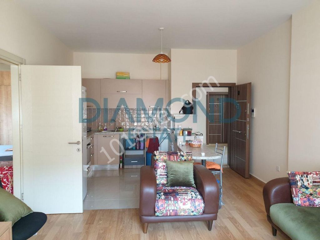 Satılık 2+1 eşyalı daire Gülserende