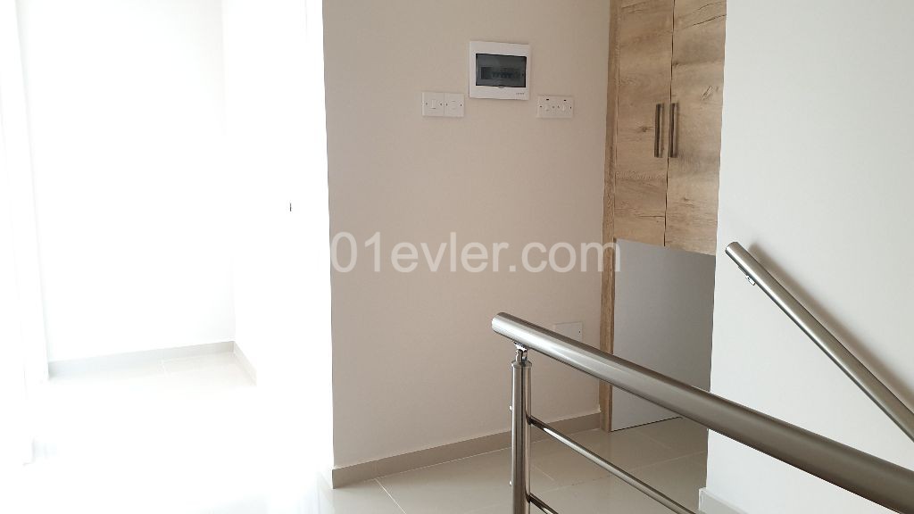 satılık 3+1 sıfır dubleks penthouse yeniboğaziçinde