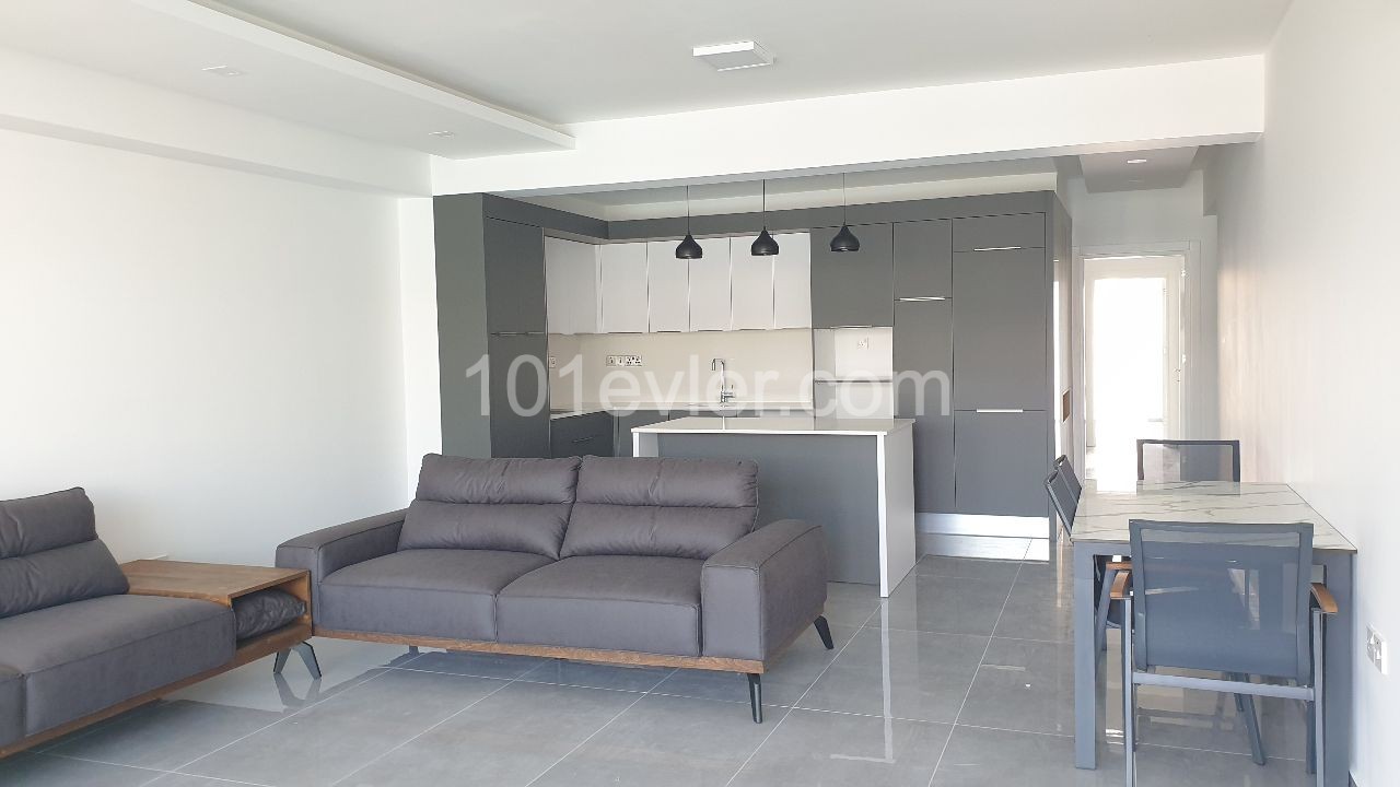 2+1 ,110 m² brand new flat for sale in Courtyard ** 