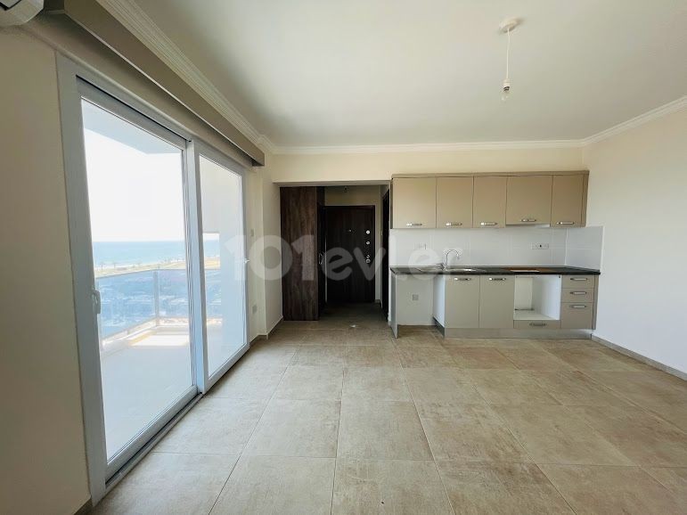 Studio Apartment with Sea View for Sale, Long Beach ** 