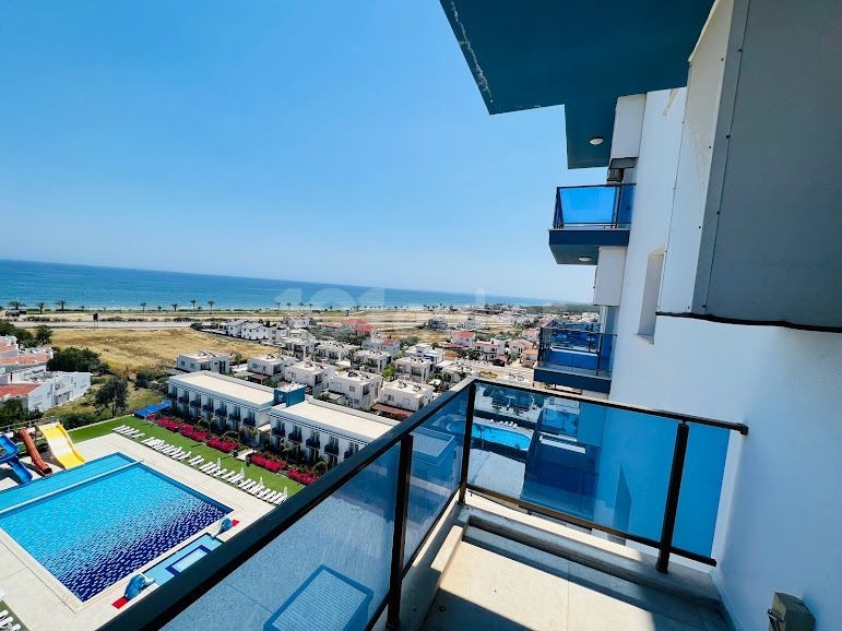 Studio Apartment with Sea View for Sale, Long Beach ** 