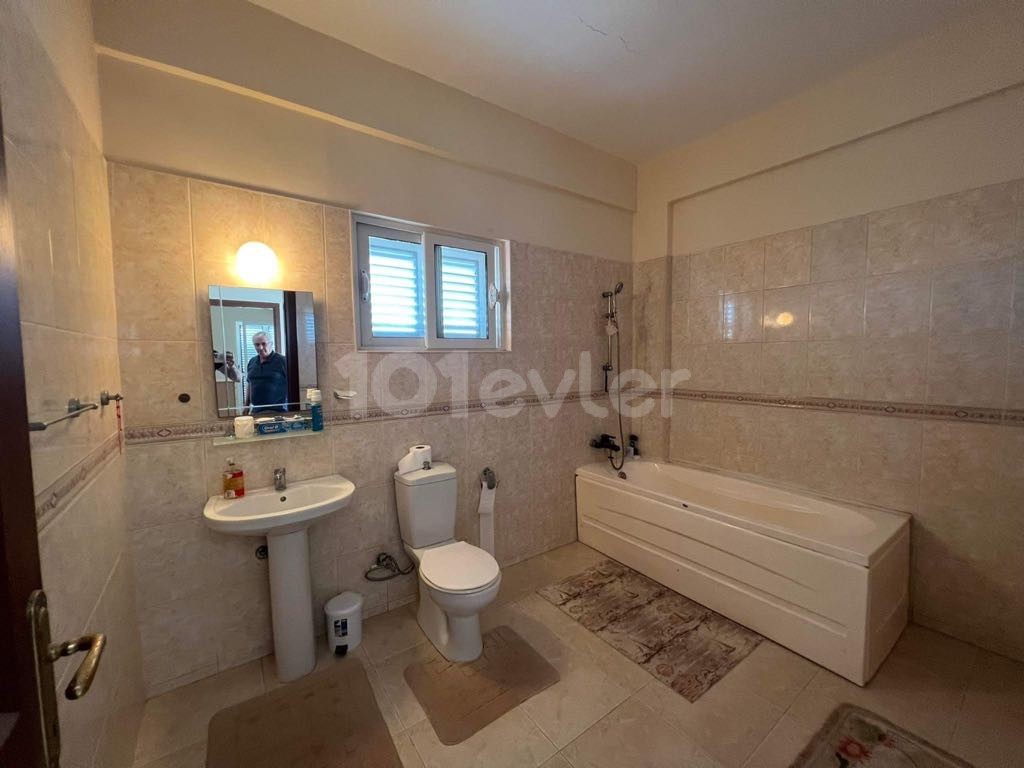 Long Beach, İskele'de Kiralık 3+1 Villa 