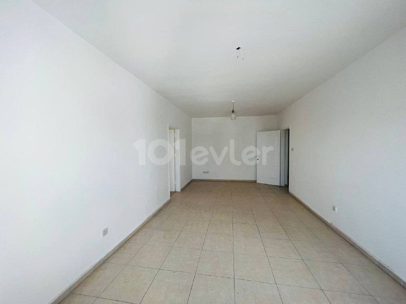 3+1 Apartment for Sale in Famagusta, Center