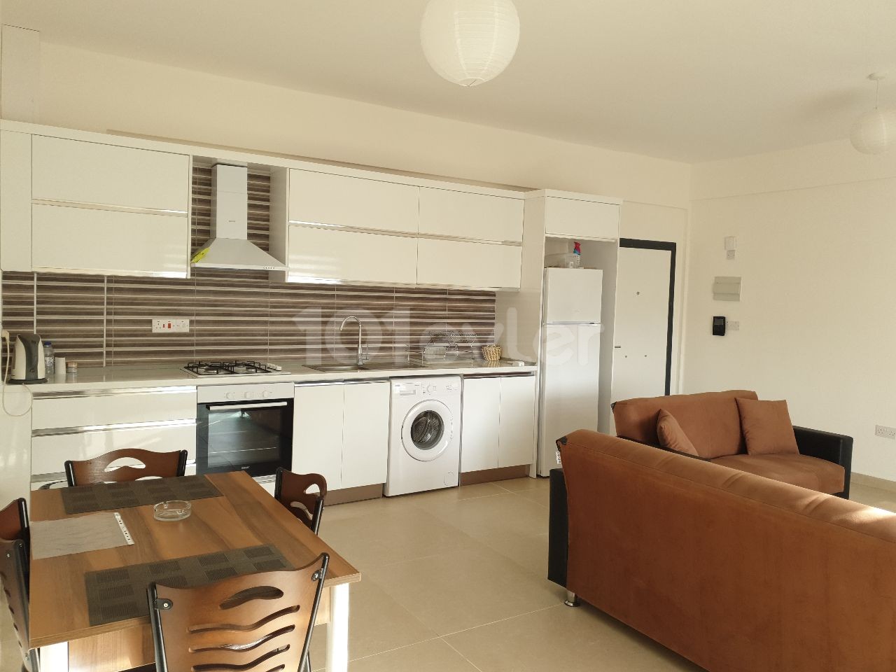 1+1 Möblierte Wohnung mit Meerblick zu verkaufen in Famagusta, Gulseren Area