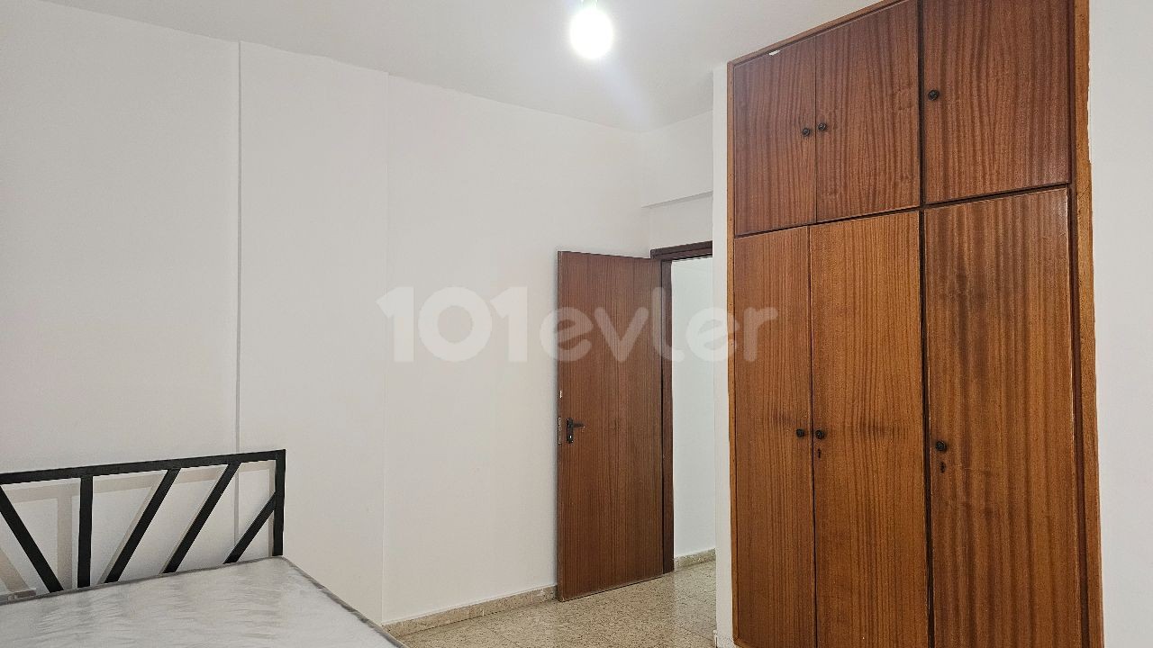 Kiralık 3+1 eşyalı daire Mağusa Gülserende