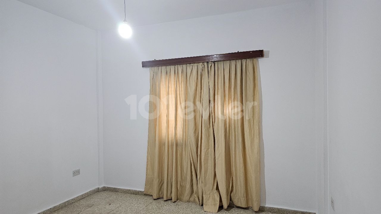 Kiralık 3+1 eşyalı daire Mağusa Gülserende