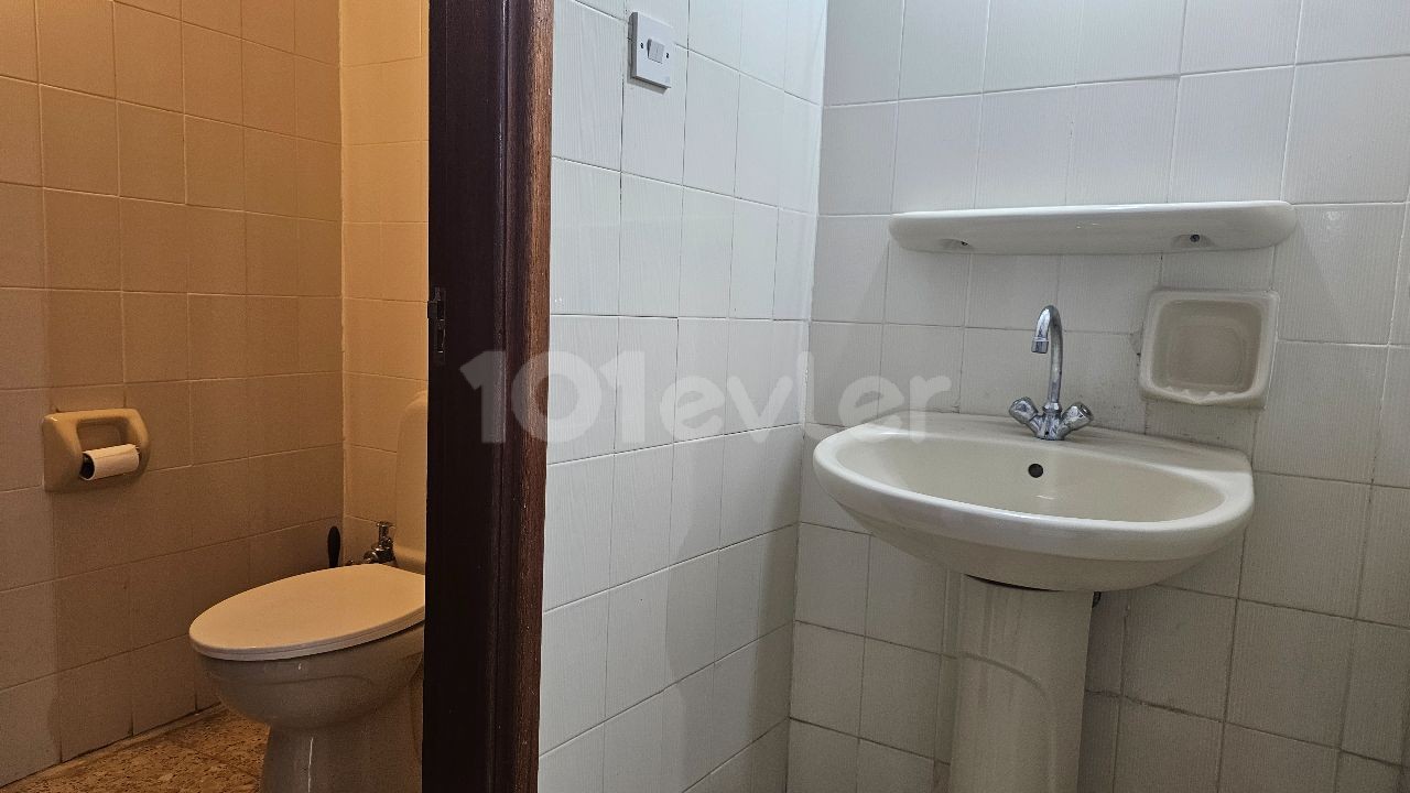 Kiralık 3+1 eşyalı daire Mağusa Gülserende