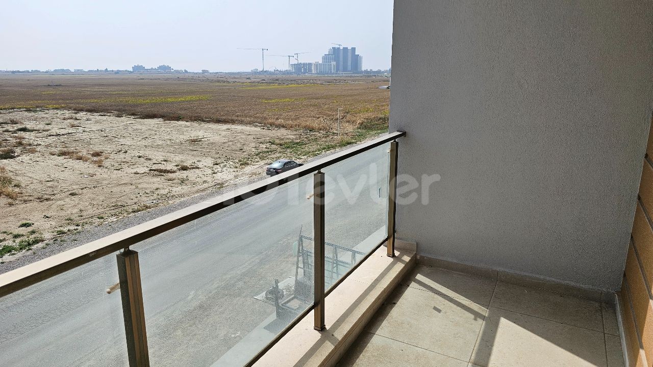 1+1 flat for sale in Longbeach, Royalsun Elit, on the main road