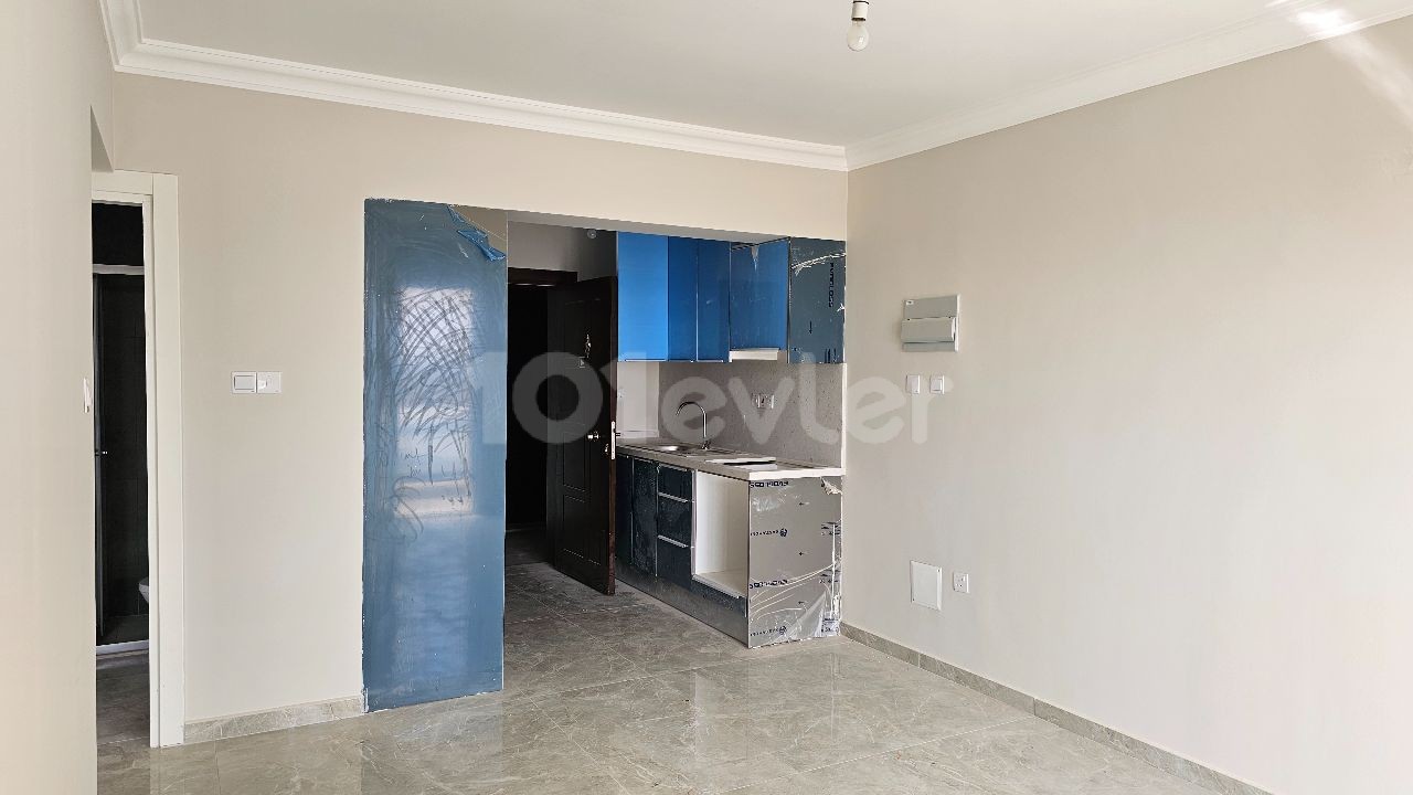 1+1 flat for sale in Longbeach, Royalsun Elit, on the main road