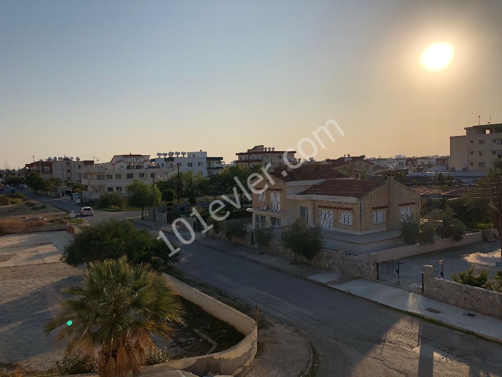 CHEAP! 3 bedroom flat in Tuzla, Famagusta. 5 minutes to the beach or city. Value