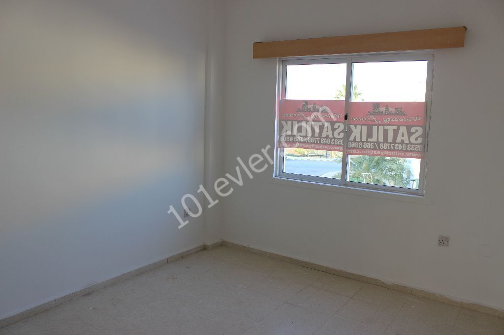 CHEAP! 3 bedroom flat in Tuzla, Famagusta. 5 minutes to the beach or city. Value