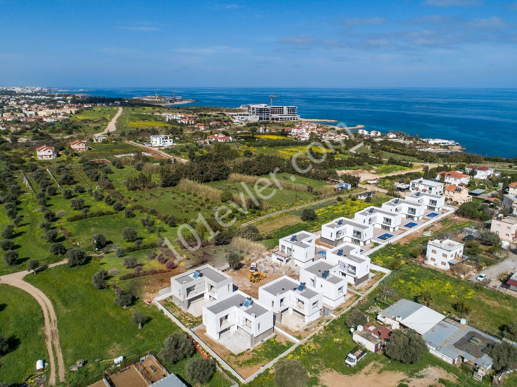 LUXURIOUS 3 BEDROOM VILLA 300m AWAY FROM THE BEACH, IN KYRENIA CATALKOY !