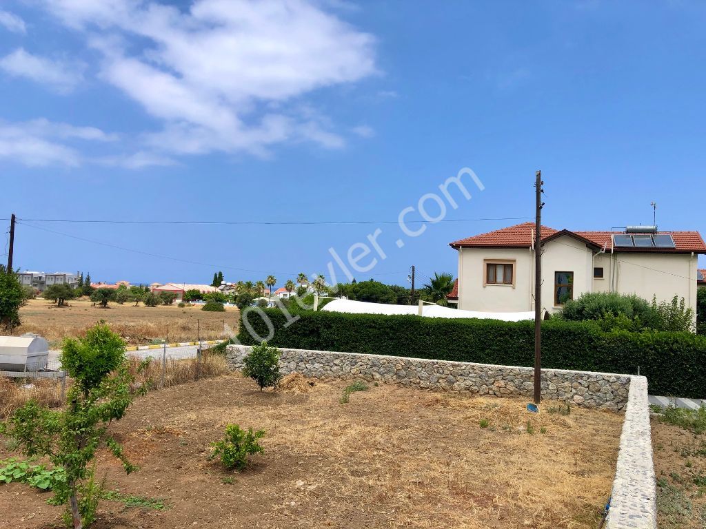 3 BEDROOM VILLA WITH A PRIVATE POOL IN EDREMIT, KYRENIA !