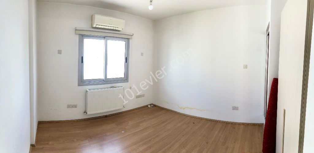 Geräumige, hochwertige 3+1 Wohnung in Nikosia ORTAKÖY ! ** 