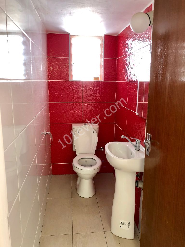 Flat To Rent in Ortaköy, Nicosia