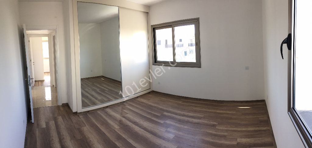 LEFKOŞA KAYMAKLI 'da GENİŞ BALKONLU, 2+1 SATILIK DAİRE !