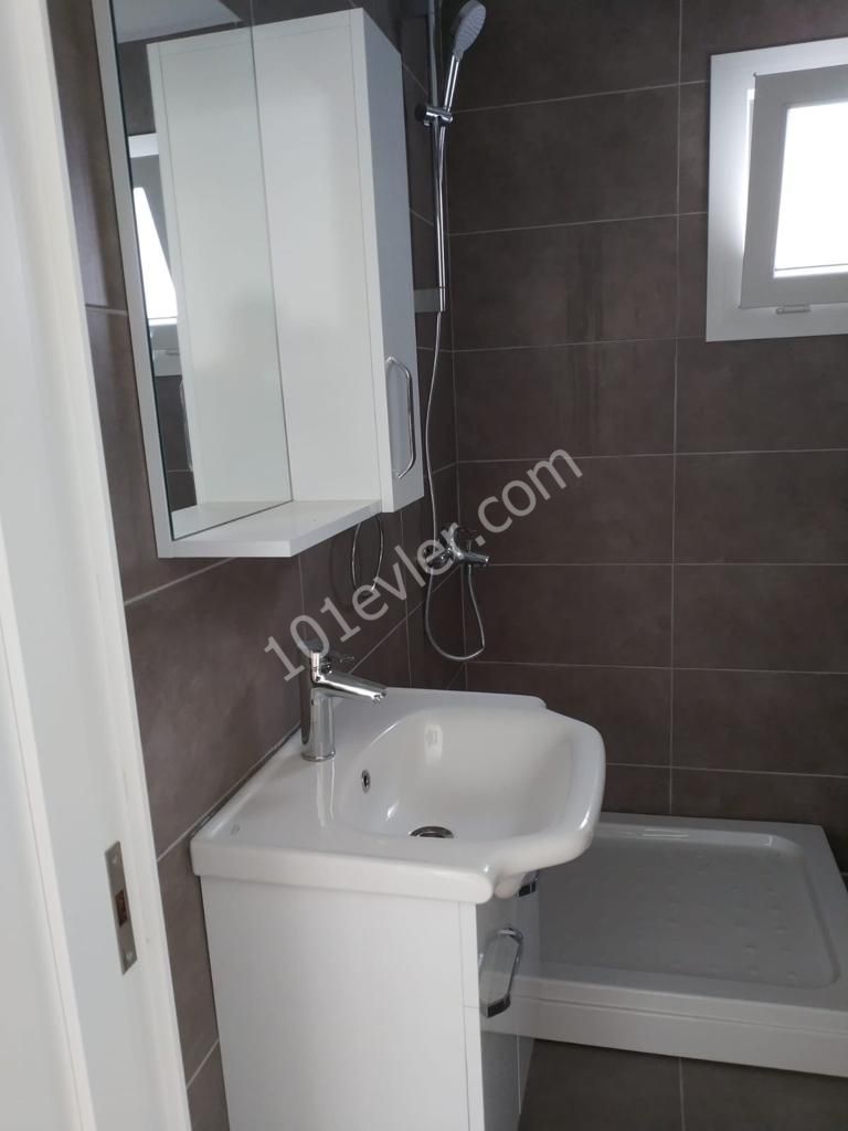 FAMAGUSTA ZENTRUM ZU VERKAUFEN 2+1 DAIRE ** 