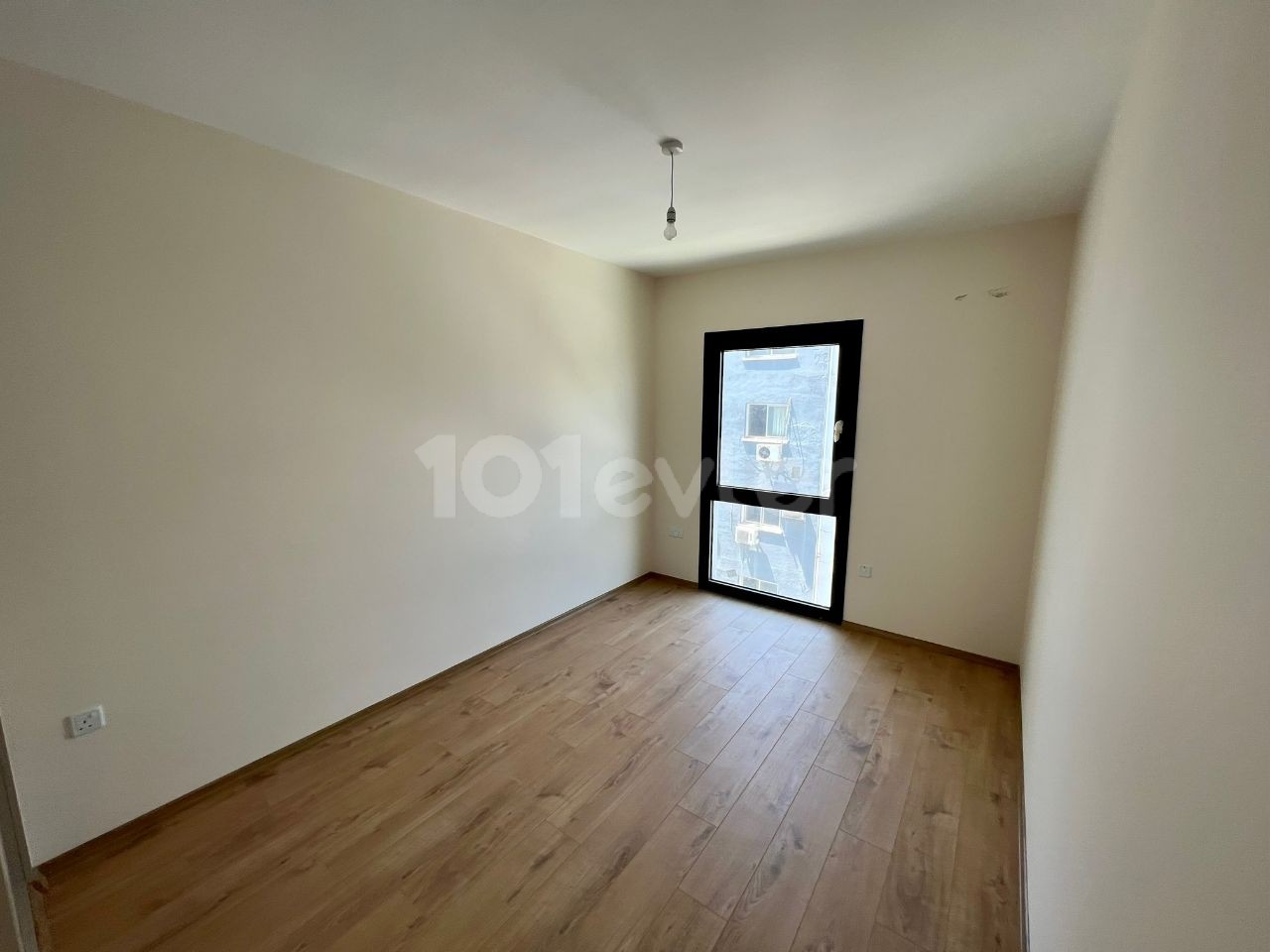 LEFKOŞA KUMSAL 'da 2+1 KALİTELİ, MODERN, FERAH 2+1 DAİRE !