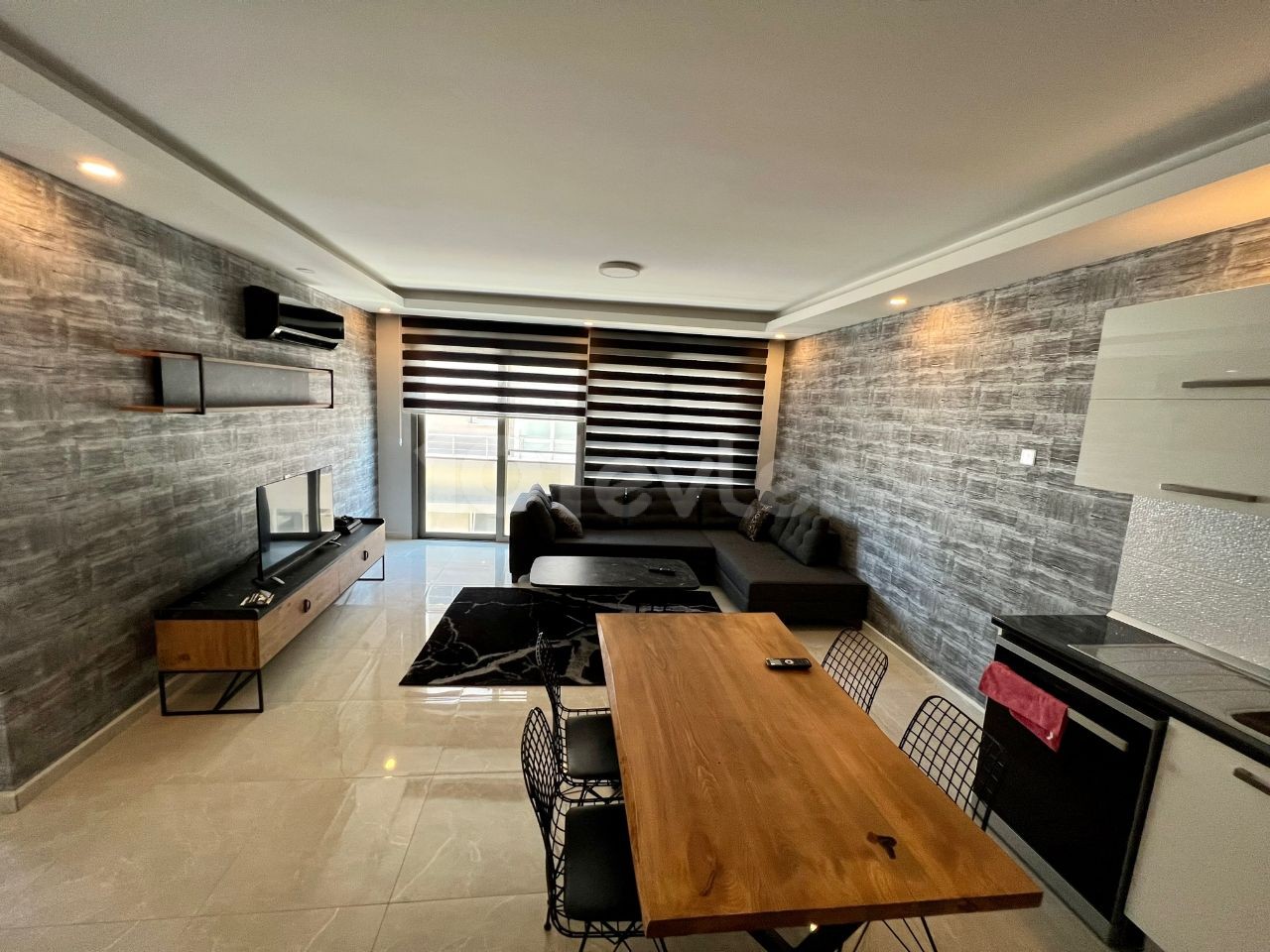 LEFKOŞA YENİKENT 'de YENİ, KALİTELİ FULL EŞYALI 2+1 DAİRE !