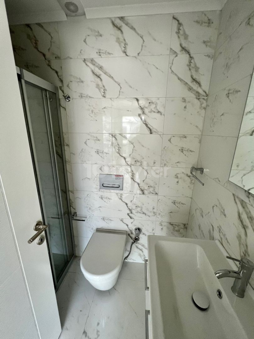 LEFKOŞA YENİKENT 'de HAVUZLU, TÜRK KOÇANLI, 2+1 EN-SUITE DAİRE !