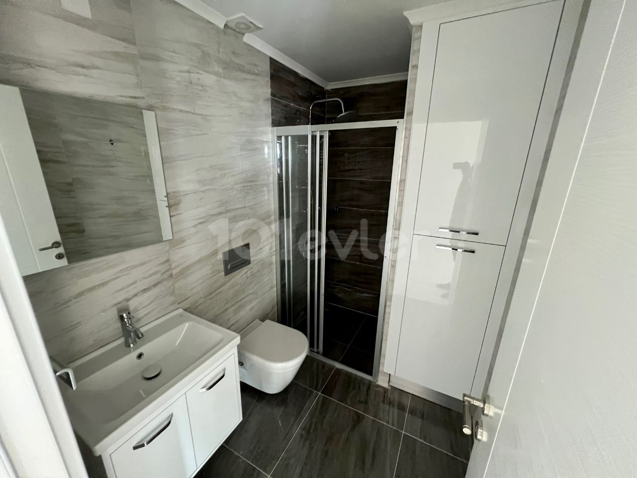 2+1 EN-SUITE PENTHOUSE APARTMENT WITH POOL, TURKISH BATH IN NICOSIA YENIKENT ! ** 