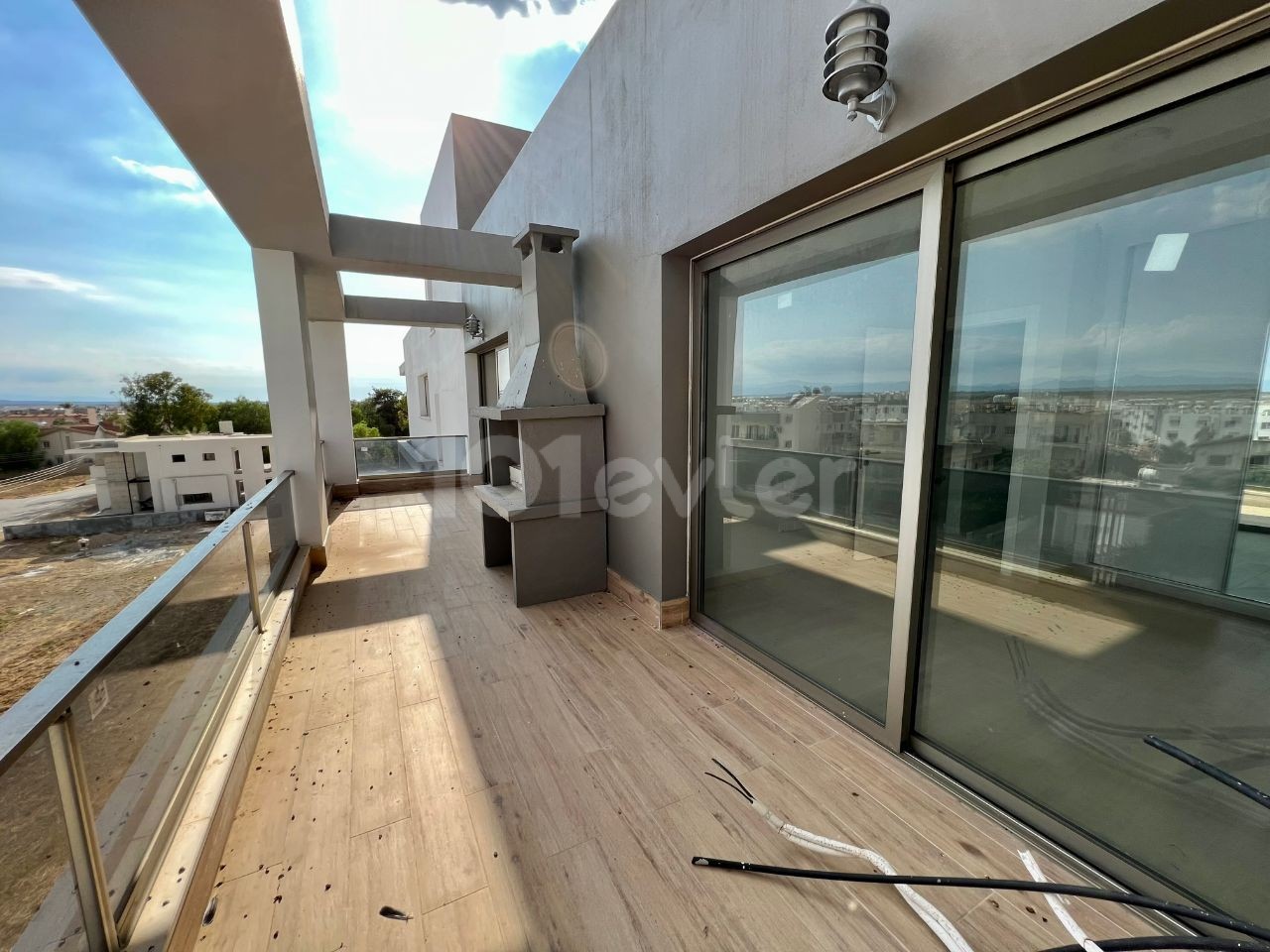 2+1 EN-SUITE PENTHOUSE APARTMENT WITH POOL, TURKISH BATH IN NICOSIA YENIKENT ! ** 