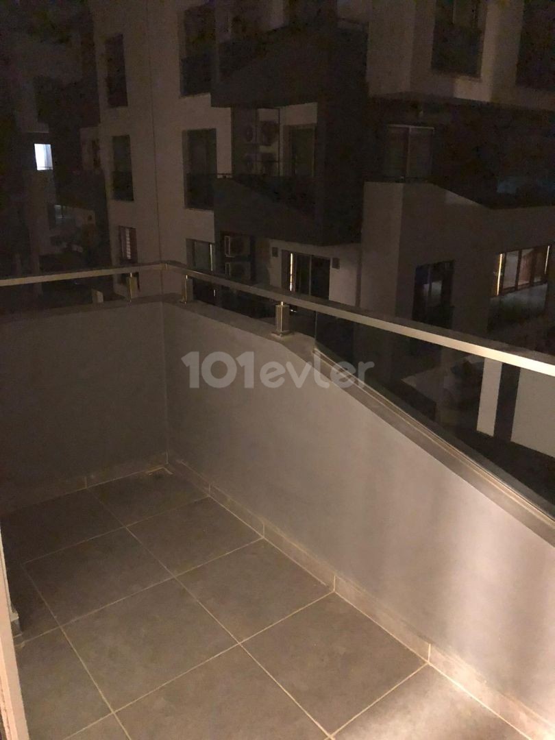 2+1 voll möblierte, neue Wohnung in Nikosia YENIKENT! ** 