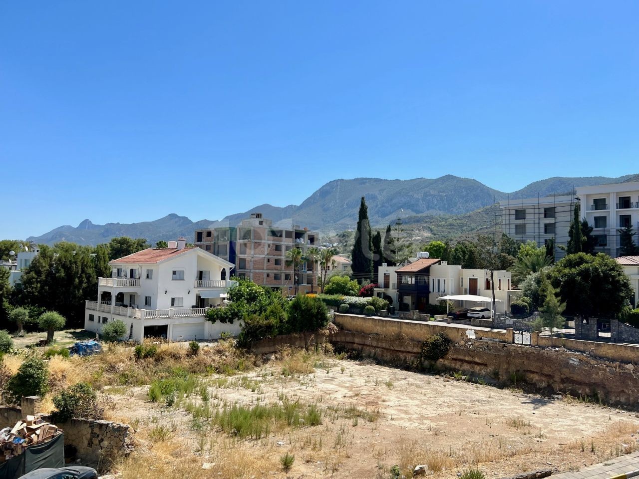 Super Lage in Kyrenia, Luxus, Qualität, voll möblierte 2 + 1 Wohnung ! ** 