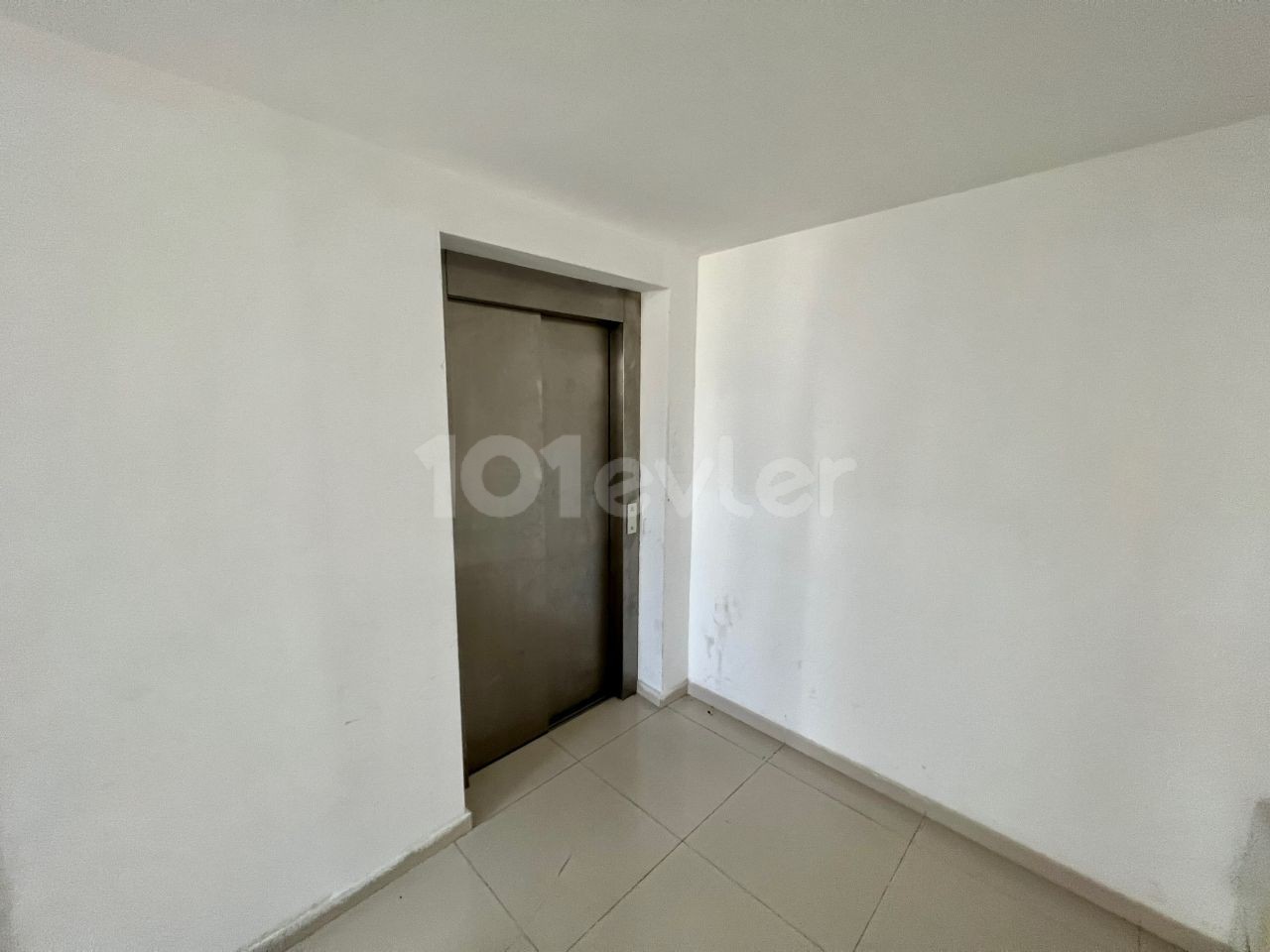 TURKISH 2 + 1 APARTMENT FOR SALE IN NICOSIA DEREBOYU WITH FULL FURNISHINGS! ** 