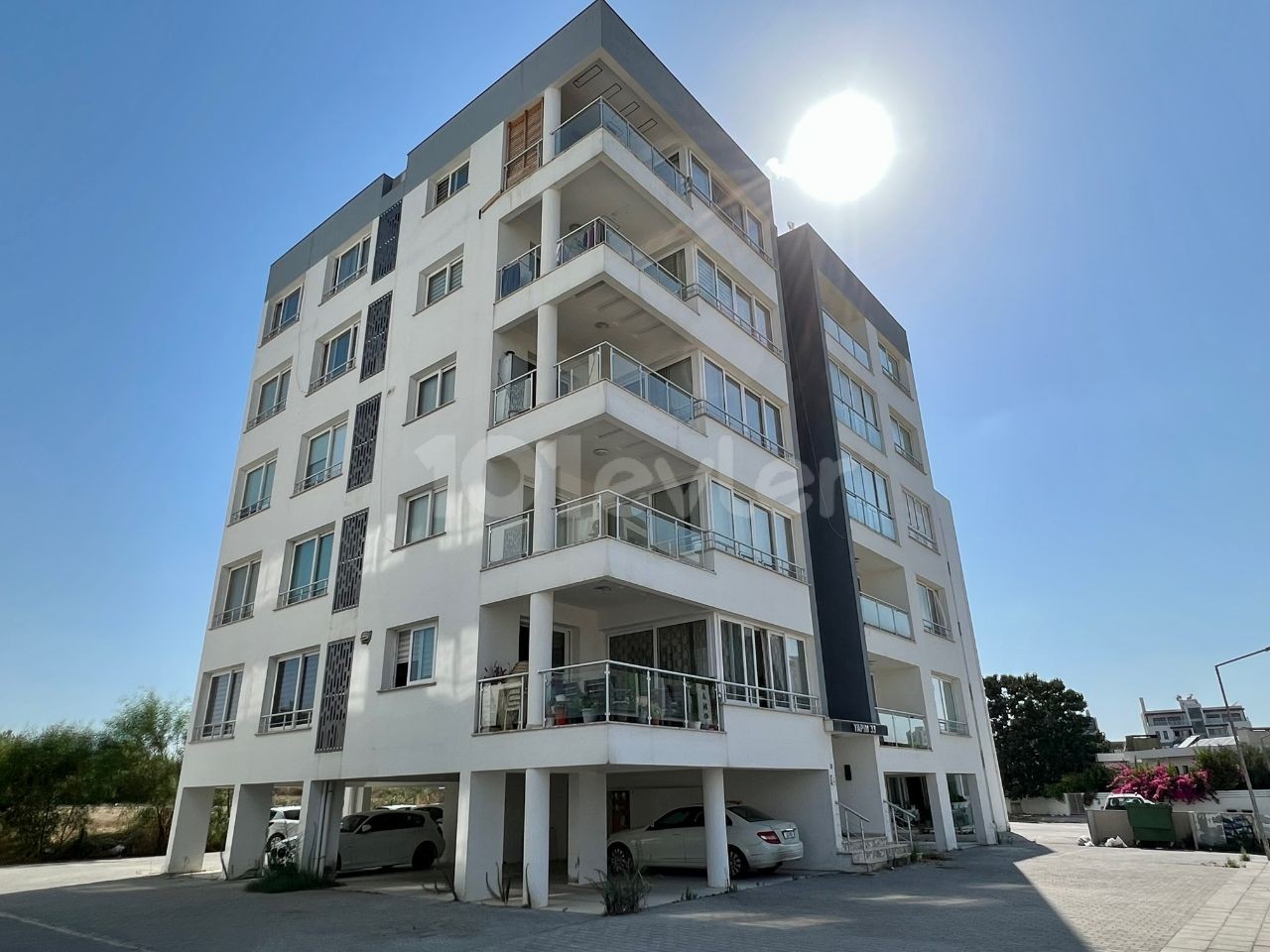 TURKISH 2 + 1 APARTMENT FOR SALE IN NICOSIA DEREBOYU WITH FULL FURNISHINGS! ** 