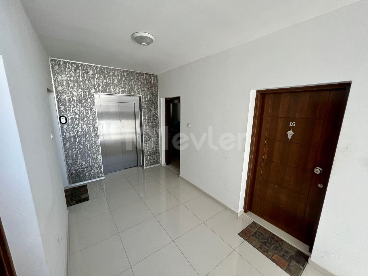 NICOSIA DEREBOYU HAS NEVER BEEN USED, FULLY FURNISHED TURKISH 2 + 1 APARTMENT FOR SALE! ** 