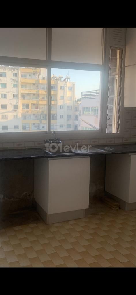 Spacious 3+2 Flat for Sale on Dereboyu Avenue