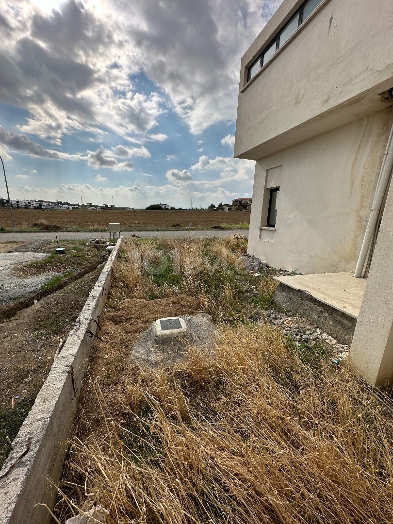 Girne Boğaz'da Taşınmaya Hazır Müstakil Villalar